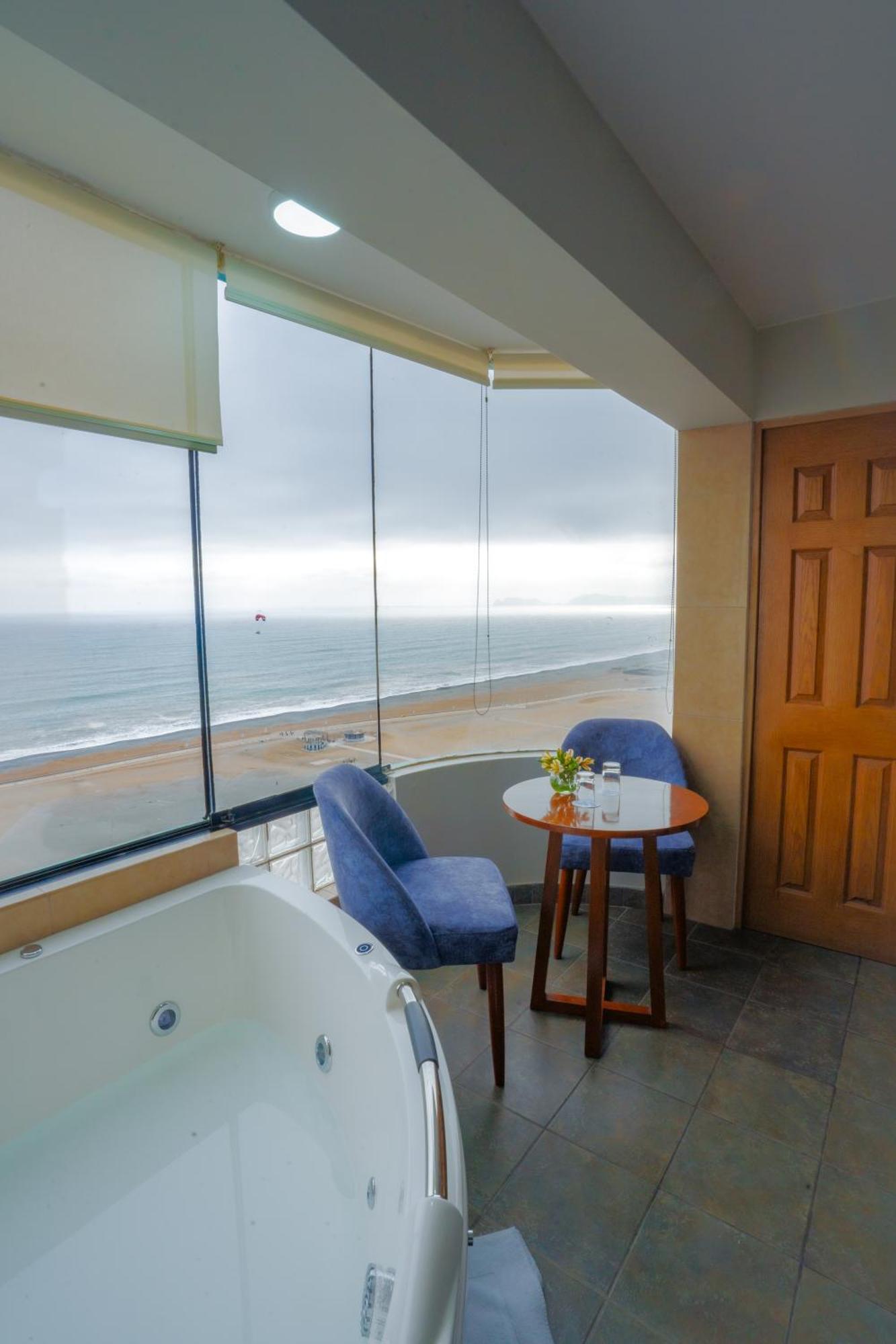 Golden Mar Hotel Lima Luaran gambar