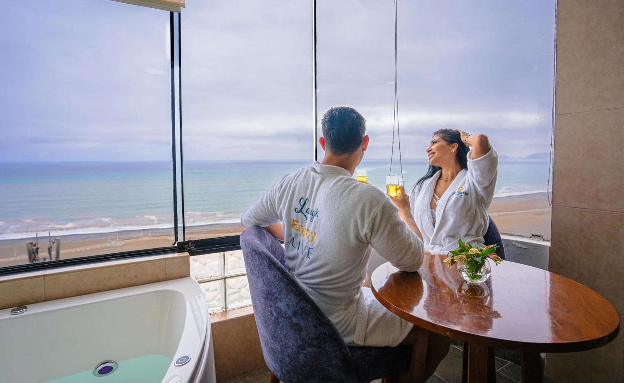 Golden Mar Hotel Lima Luaran gambar